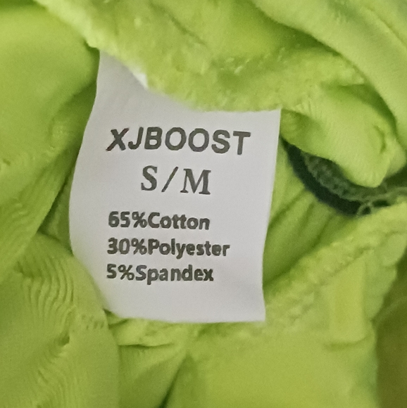 New scrunch butt neon green leggings - Picture 4 of 4